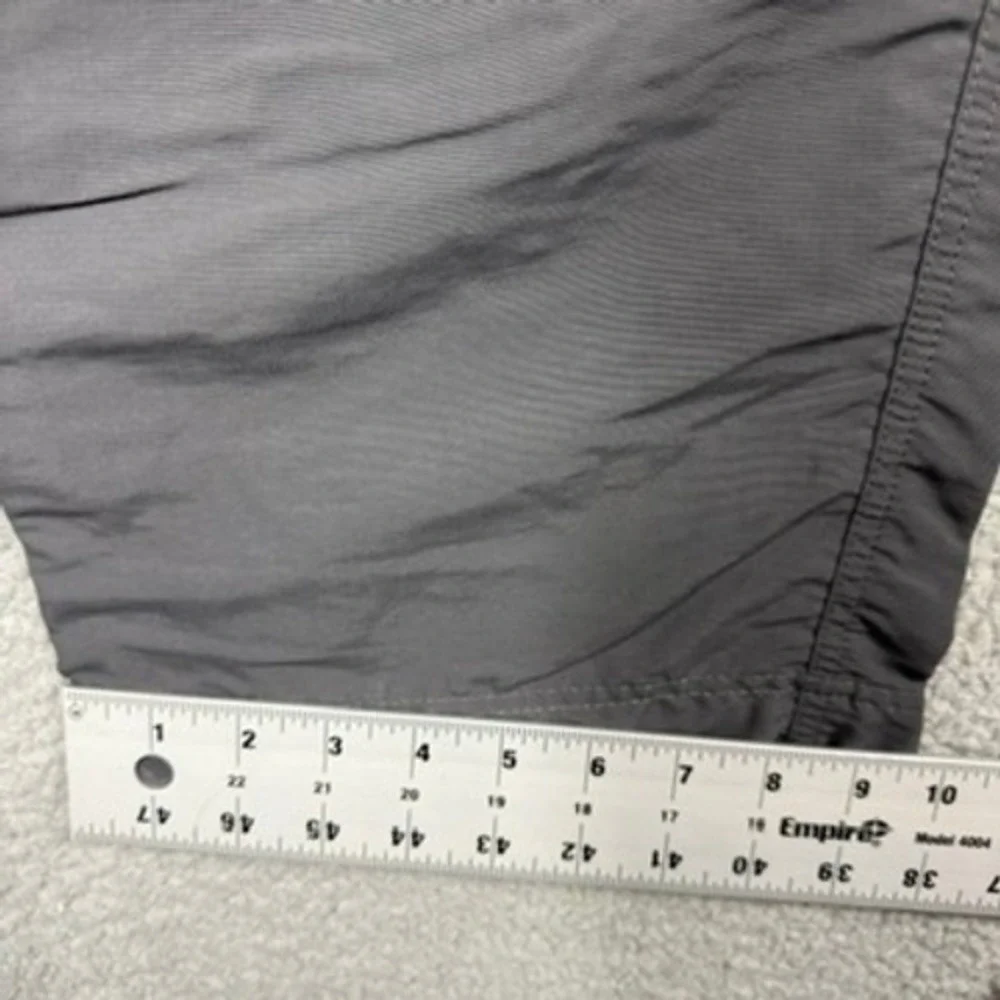 The North Face Mens Gray Convertible Zip Off Cargo Hiking Pants Size 40x32‎